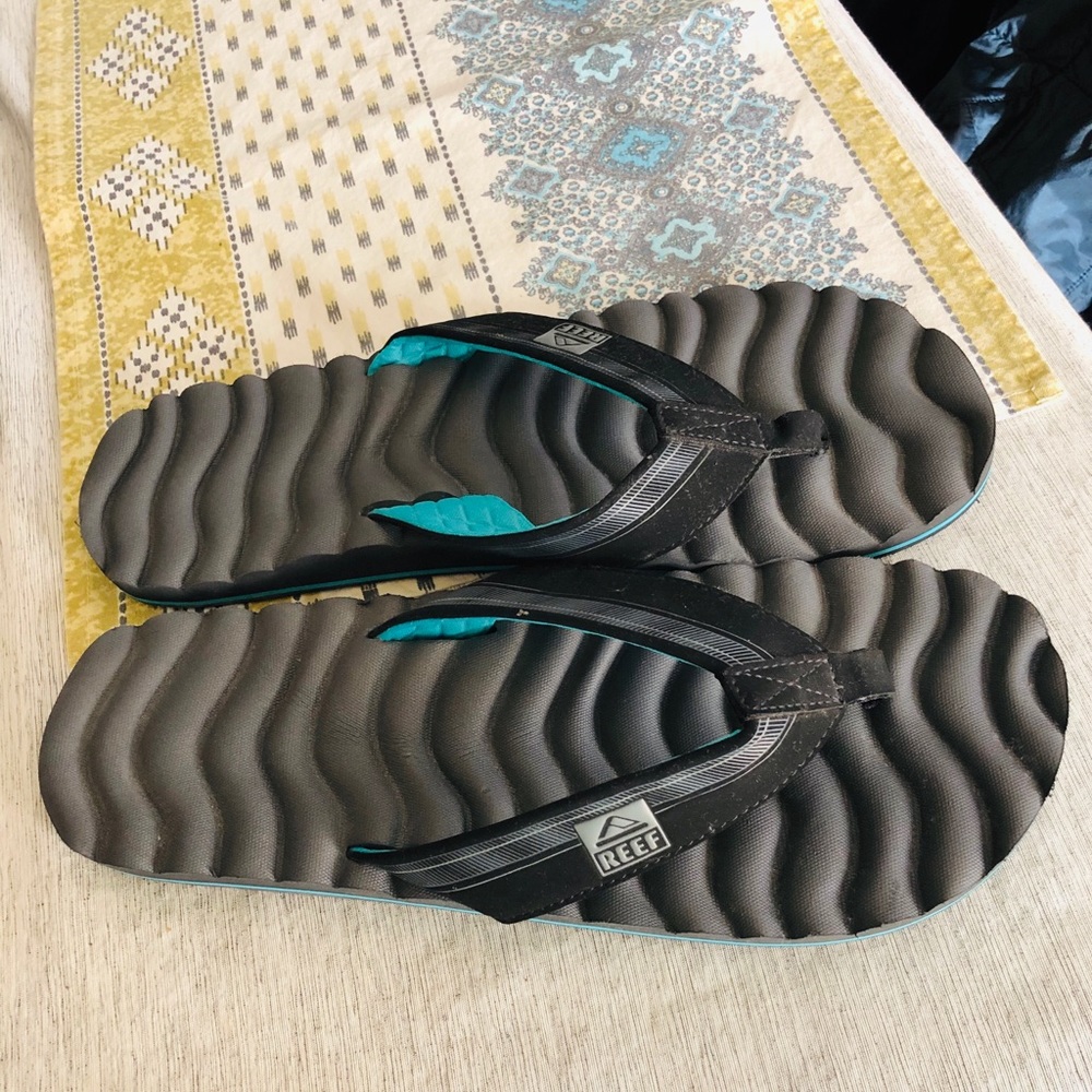 Men’s Reef sandals